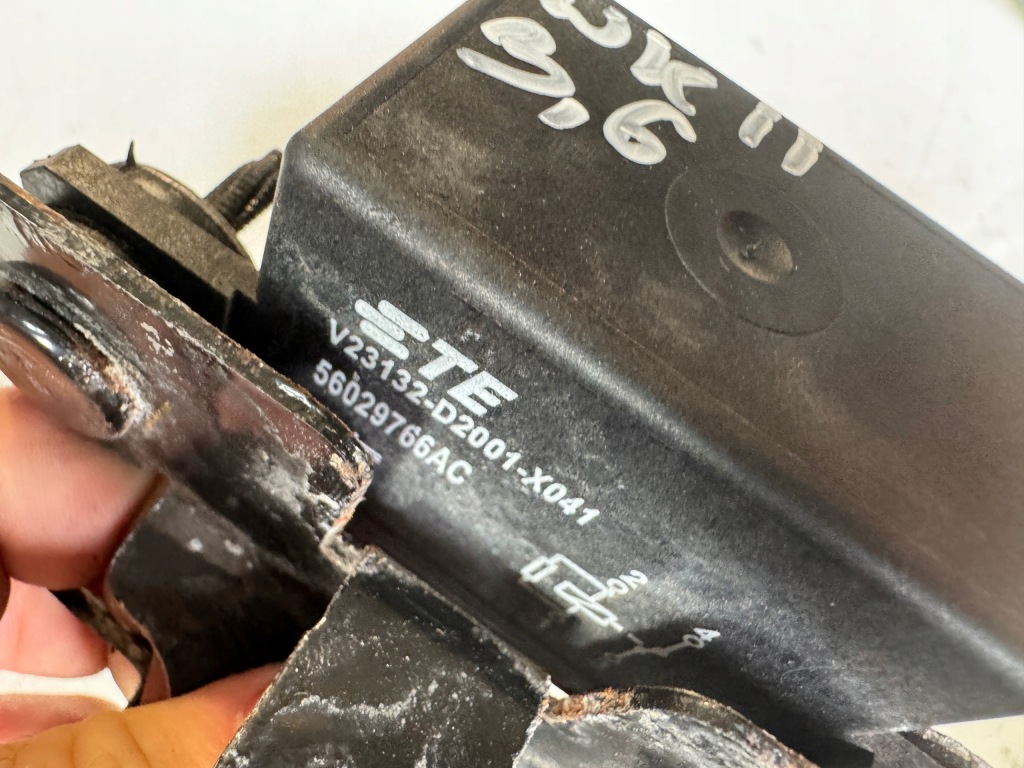 фото №4, Jeep grand cherokee wk 2 ii реле модуль запуск стоп