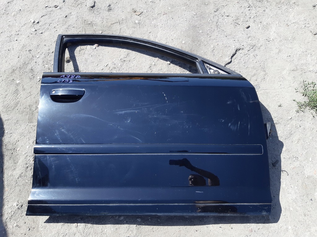 фото №1, Audi a3 8p ly9b 5d дверь правое передние правый перед
