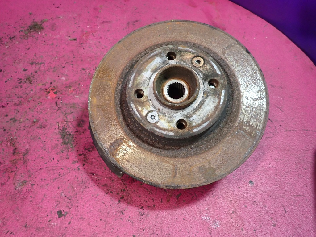 фото №1, Sandero ii 13- 1,5dci поворотный кулак перед правая ступица