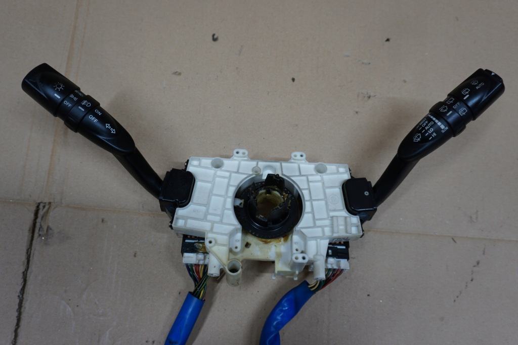 фото №1, Ssangyong rexton переключатель комбинированный lift 10r