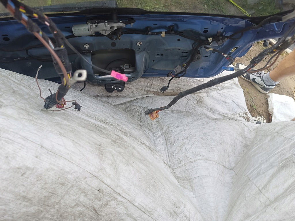 фото №4, Porsche macan 95b przedlift крышка багажника задняя задняя багажника стекло комплектная