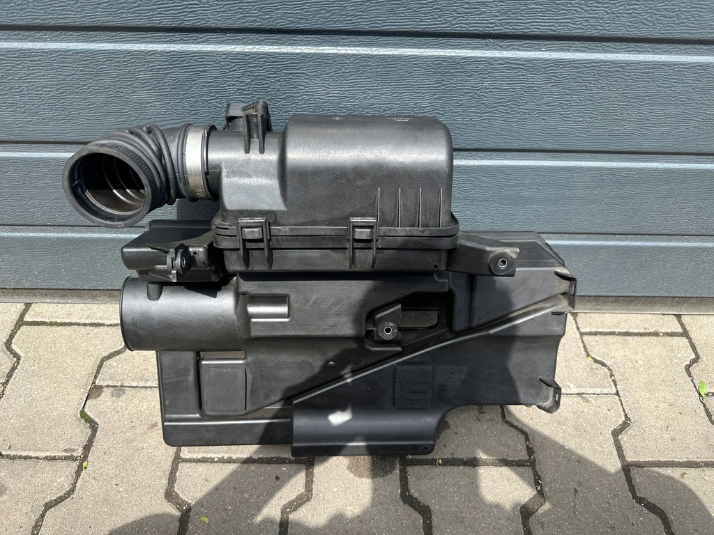 фото №8, Suzuki sx4 i sedici 06-13 1.6 16v m16a корпус фильтра воздуха датчик массового расхода воздуха