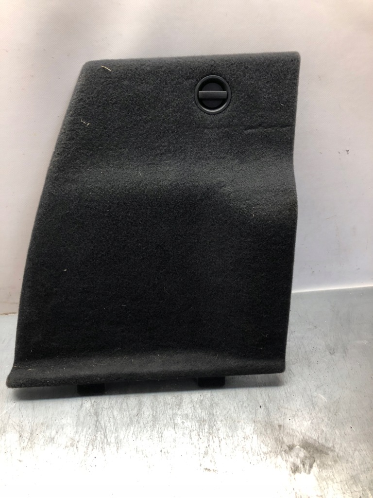 фото №1, Audi q5 8r zaślpeka обшивка багажника правая