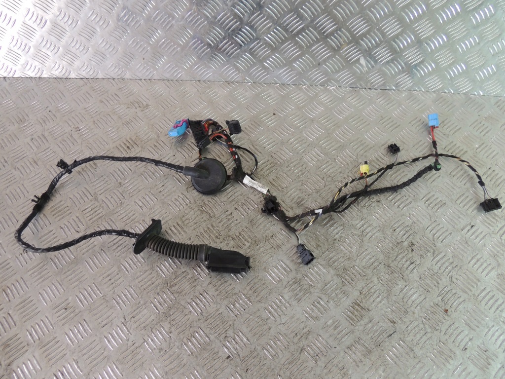 фото №1, Audi 7 жгут дверь правый перед 4g8971030cq