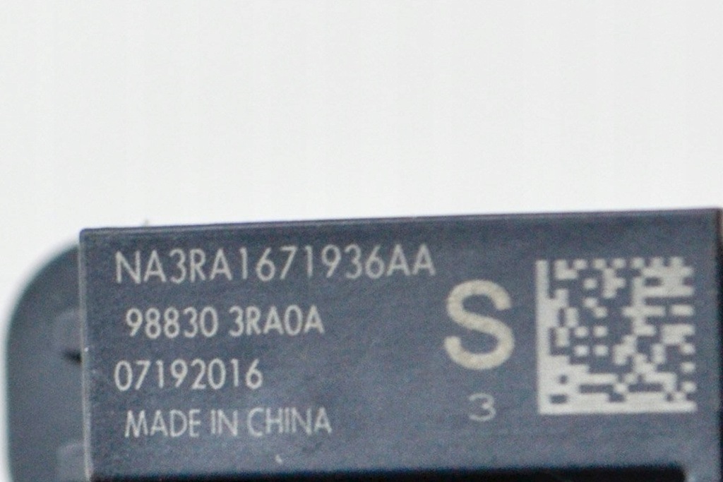 фото №6, Renault kadjar 1.5 dci 110 датчик удара w правое передние дверь 98830-3