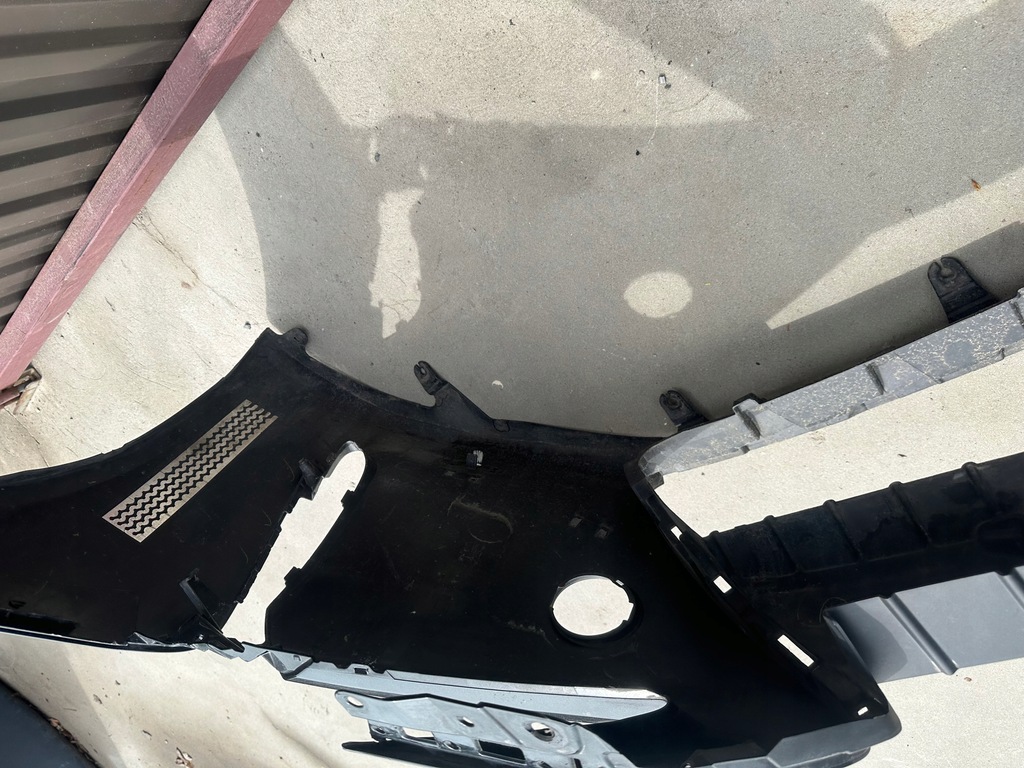 фото №16, Бампер перед голий lexus lc500 16- 52119-11010 lubelskie