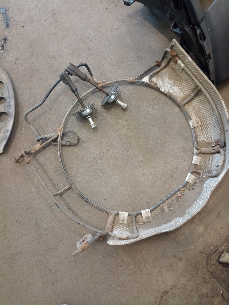 фото №1, Opel zafira c корзина колеса запасного болты