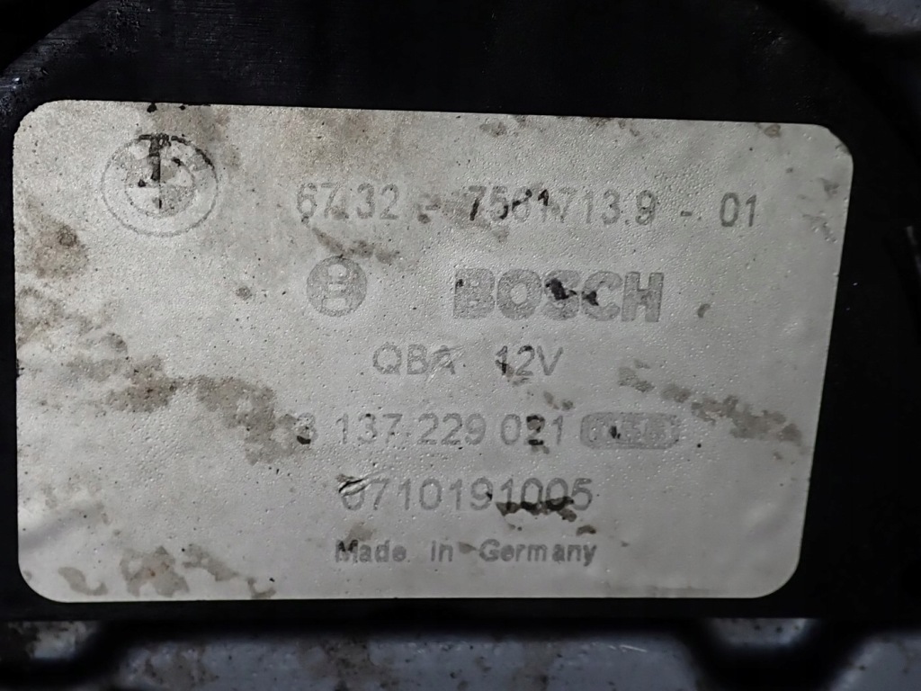 Комплект радіатор води кондиціонера вентилятор bmw 3 e90 e91 2.0d 130kw в Україні