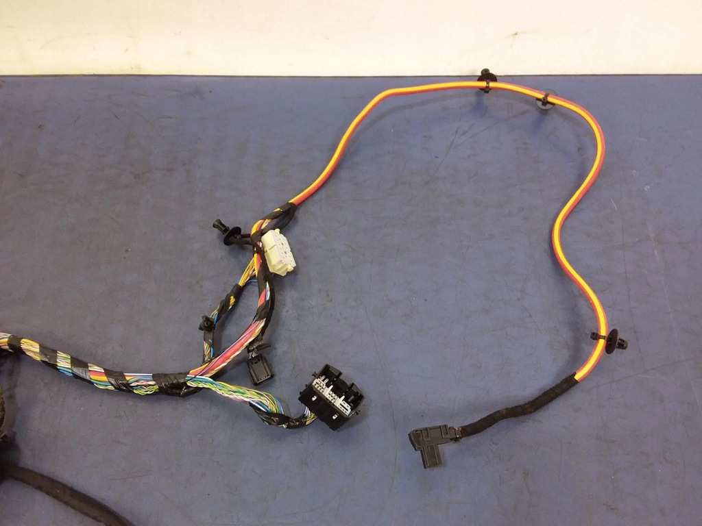 фото №11, Volvo xc60 ii 2.0 t5 электропроводка отсек двигателя