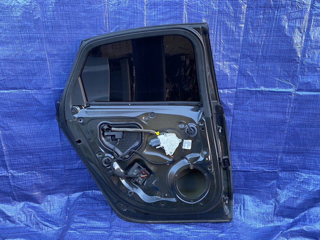 фото №8, Дверь полный задние левая audi a6 c7 левый задняя lx7u