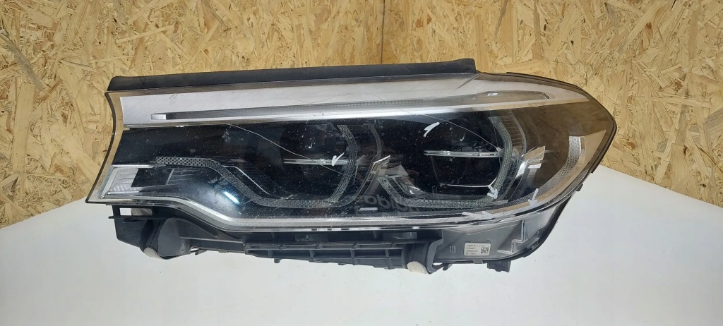 фото №1, Bmw 5 g30 g31 2018 лампы передние