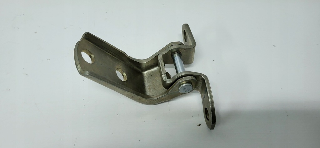 фото №8, Lexus rx prius rav4 yaris ii lexus петля дверь задняя dół левый 68780-0d071