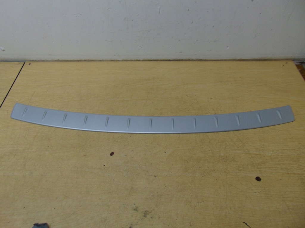 фото №1, Молдинг накладка бампера задняя skoda octavia iii