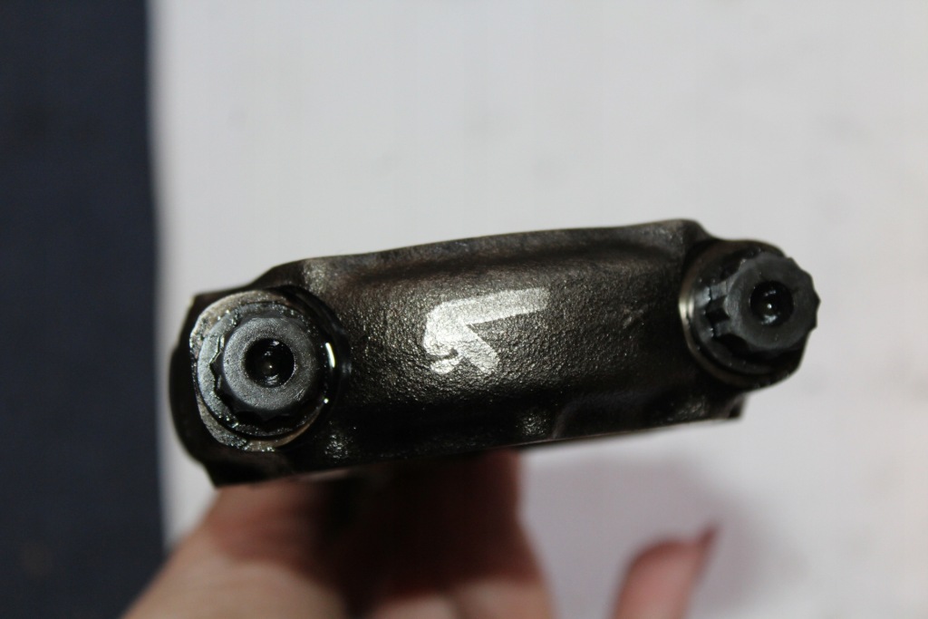 фото №4, Corolla verso ii 2.0 d4d 1cd шатун шаровая опора комплект