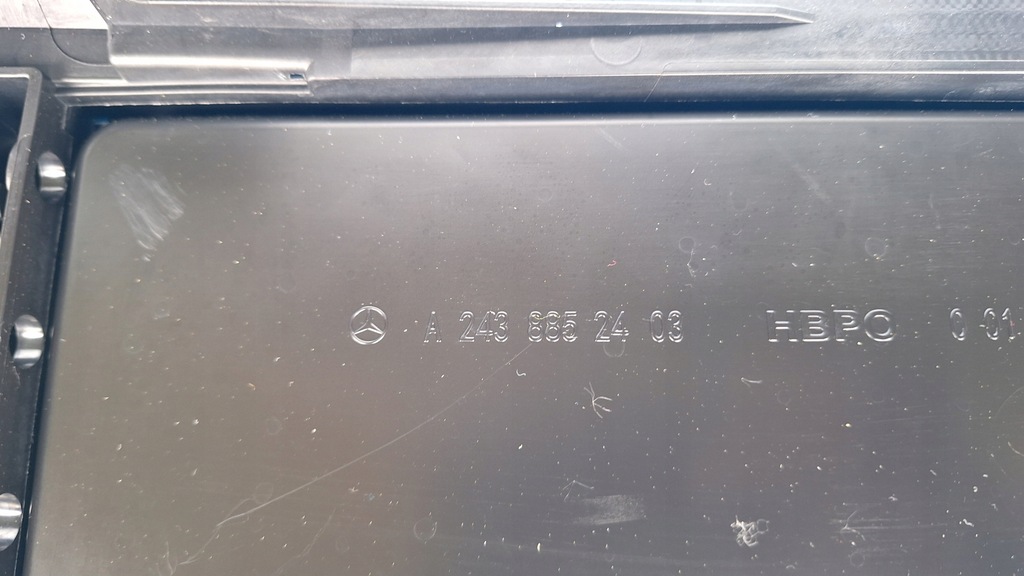 фото №10, Mercedes b w247 żaluzla електрична заглушка