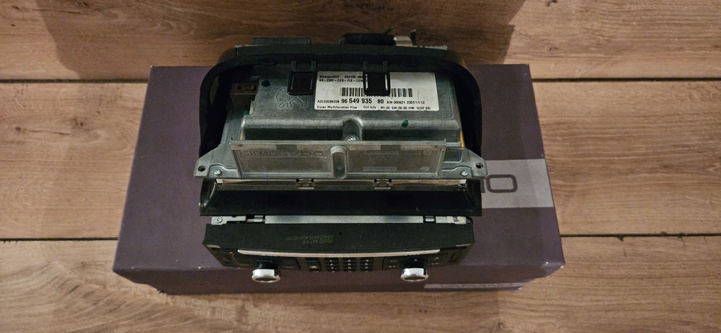 фото №1, Радіо автомобільні peugeot 96645901xt 1-din