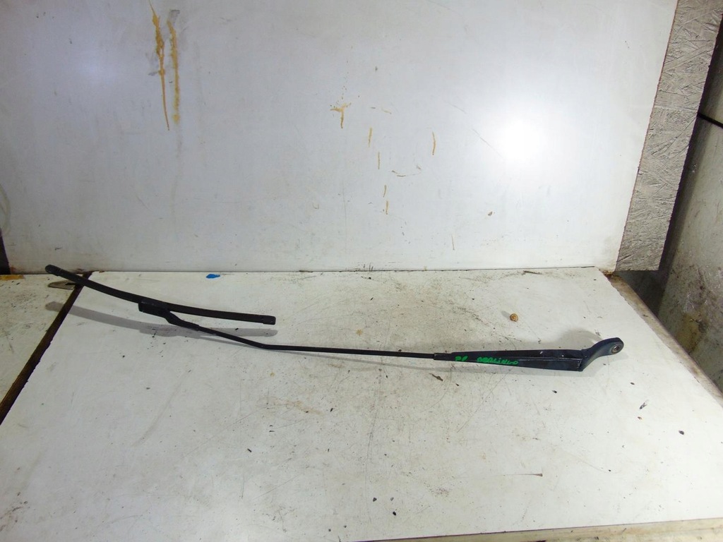 фото №1, Важіль двірники правий перед partner berlingo ii