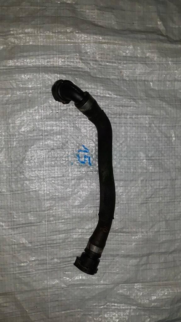 Купити Bmw оригінальний номер 7794157 патрубок шланг води радіатора