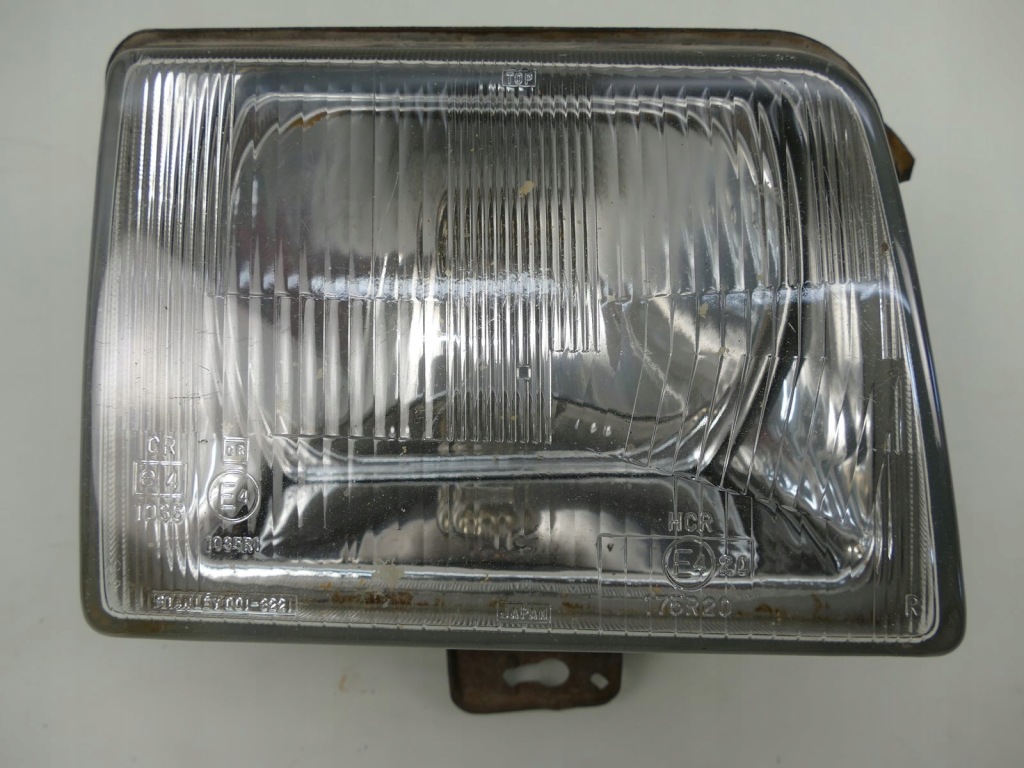 фото №1, Mitsubishi space wagon лампа правый перед правая