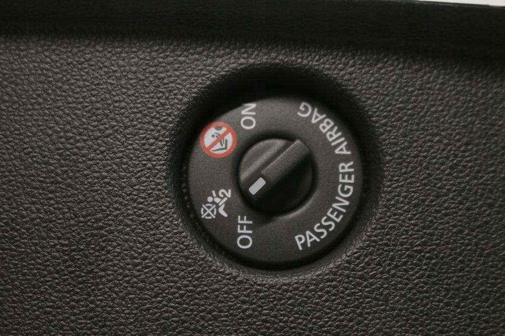 фото №6, Заглушка консоли renault talisman