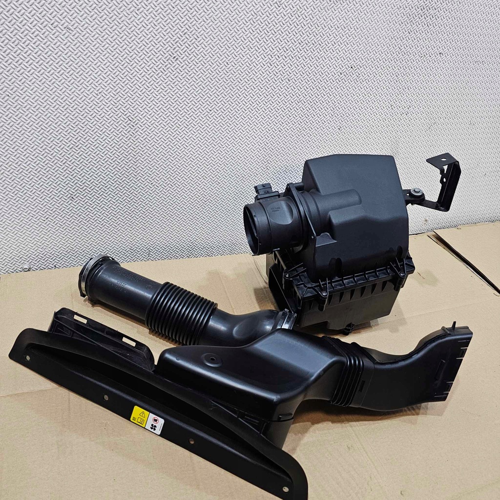 фото №5, Jaguar f-pace x761 velar 2.0d корпус фильтра воздуха