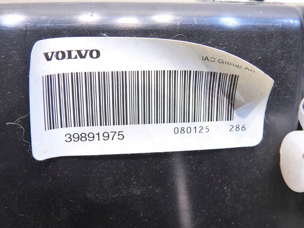 фото №6, Бардачок пассажира volvo v70 iii 39891975