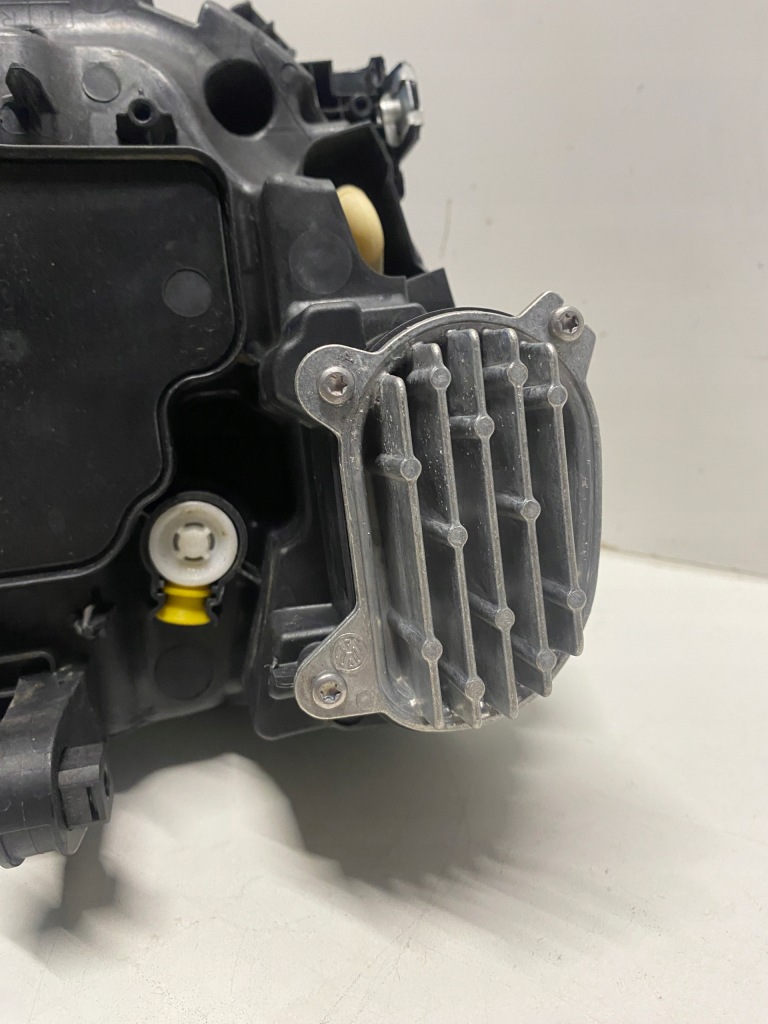 фото №12, Лампа ліва права full led iq light vw id.4 11b941035m 11b941036m ідеальний стан #