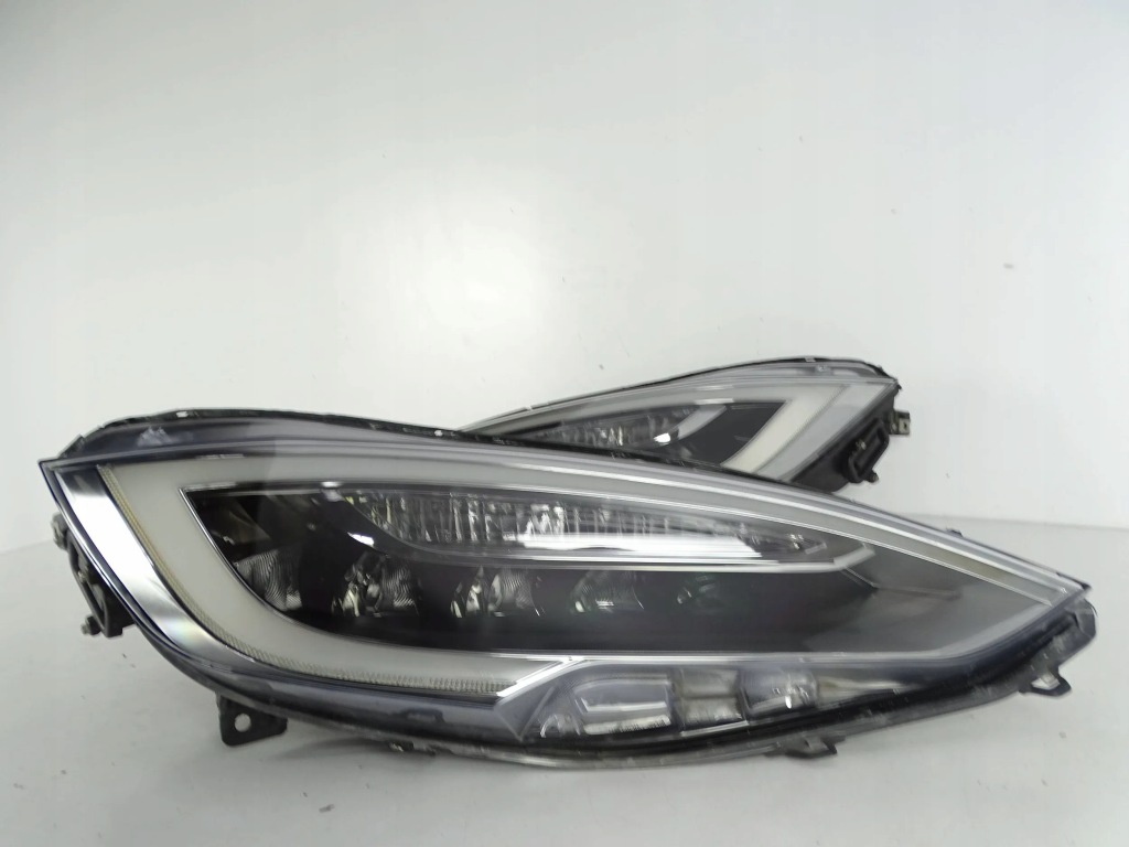 Фара перед передняя правый  tesla s рестайлинг  full led Доставка