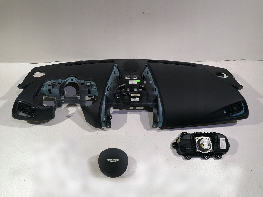 фото №1, Aston martin приборная панель консоль подушка безопасности подушки безопасности