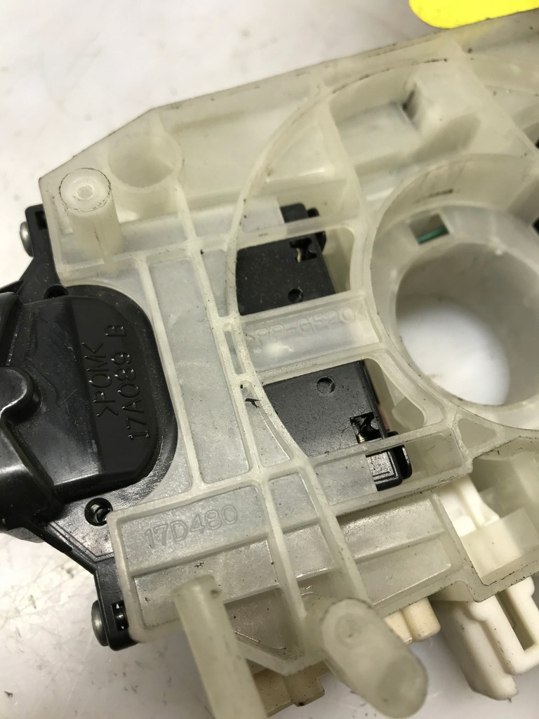 фото №5, Переключатель комбинированный переключатели subaru 83111fe44