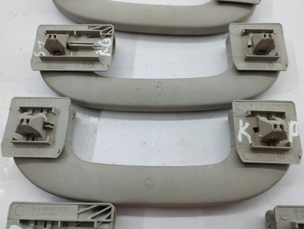 Mercedes-benz a w169 набір тримачів sufitowych 2010 a1698100251 Недорого