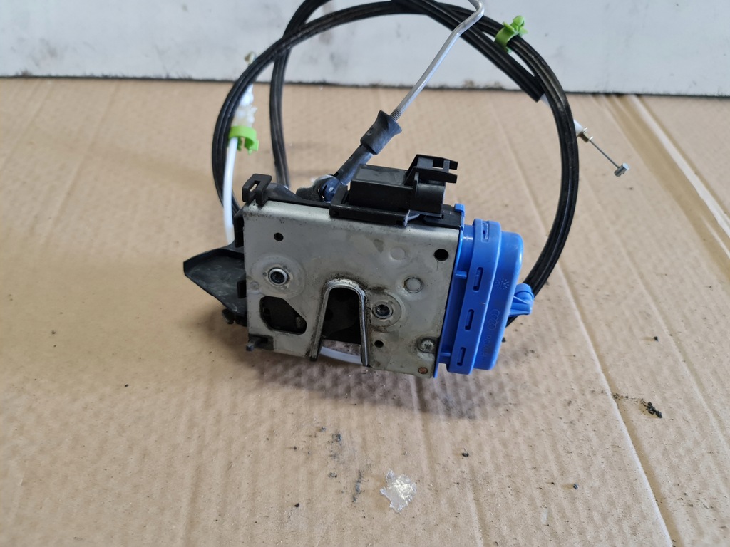 фото №5, Замок двері лівий задня audi a8 d2 eu 4d0839015d