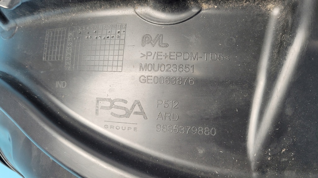 фото №9, Peugeot 308 iii p5 21r підкрилок правий задня 9835379880