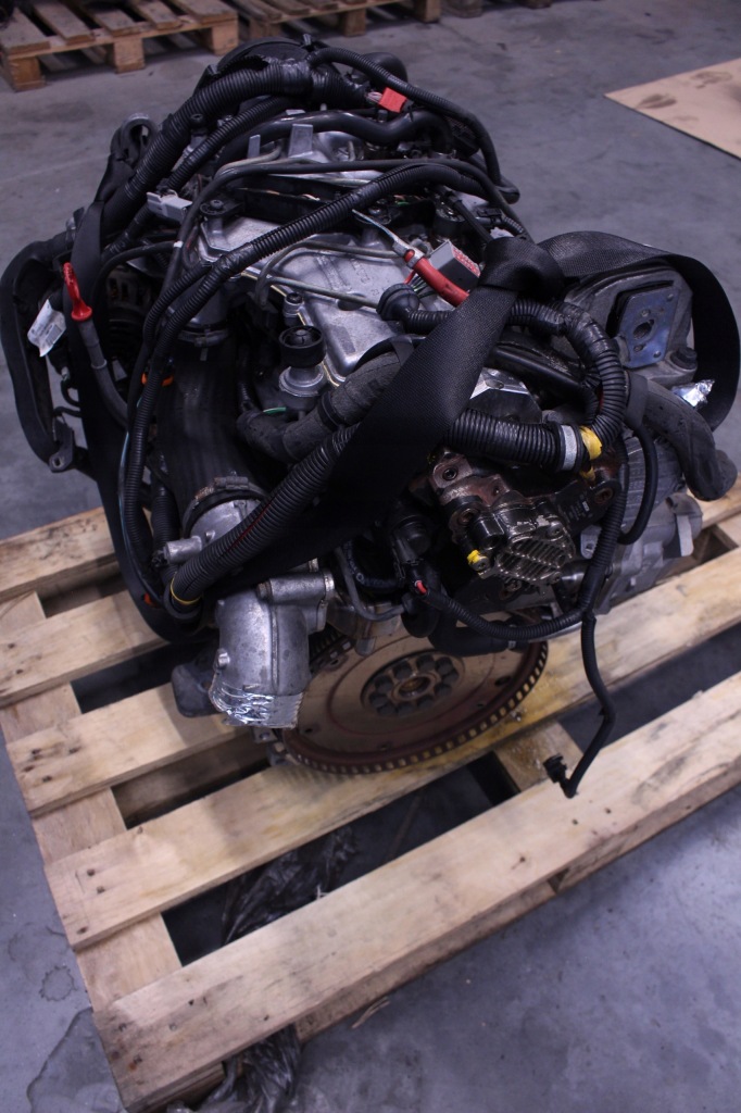 Двигатель комплектный  2,4 d5244t /d volvo xc90 2005 Киев