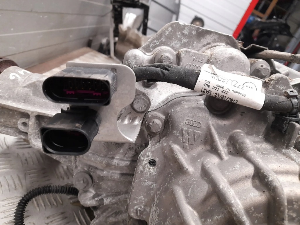 фото №8, Audi sq8 0bx500043c 4.0 benzin 373kw задній повний диференціали oem