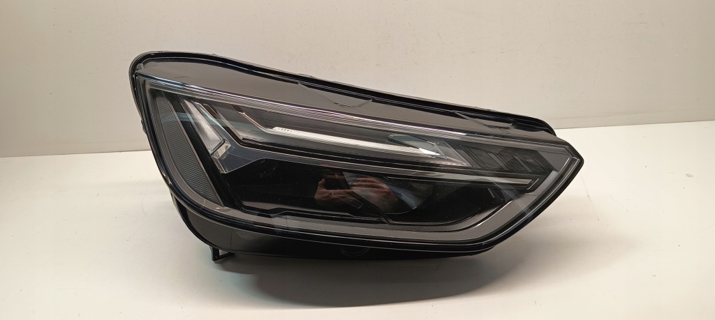 Купити Audi q5 рестайлінг  80a фара full led фара правий