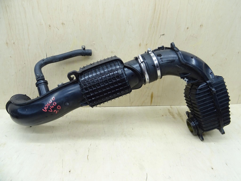 фото №1, Volvo v40 ii 2.0 шланг повітря турбіни труба 31319691