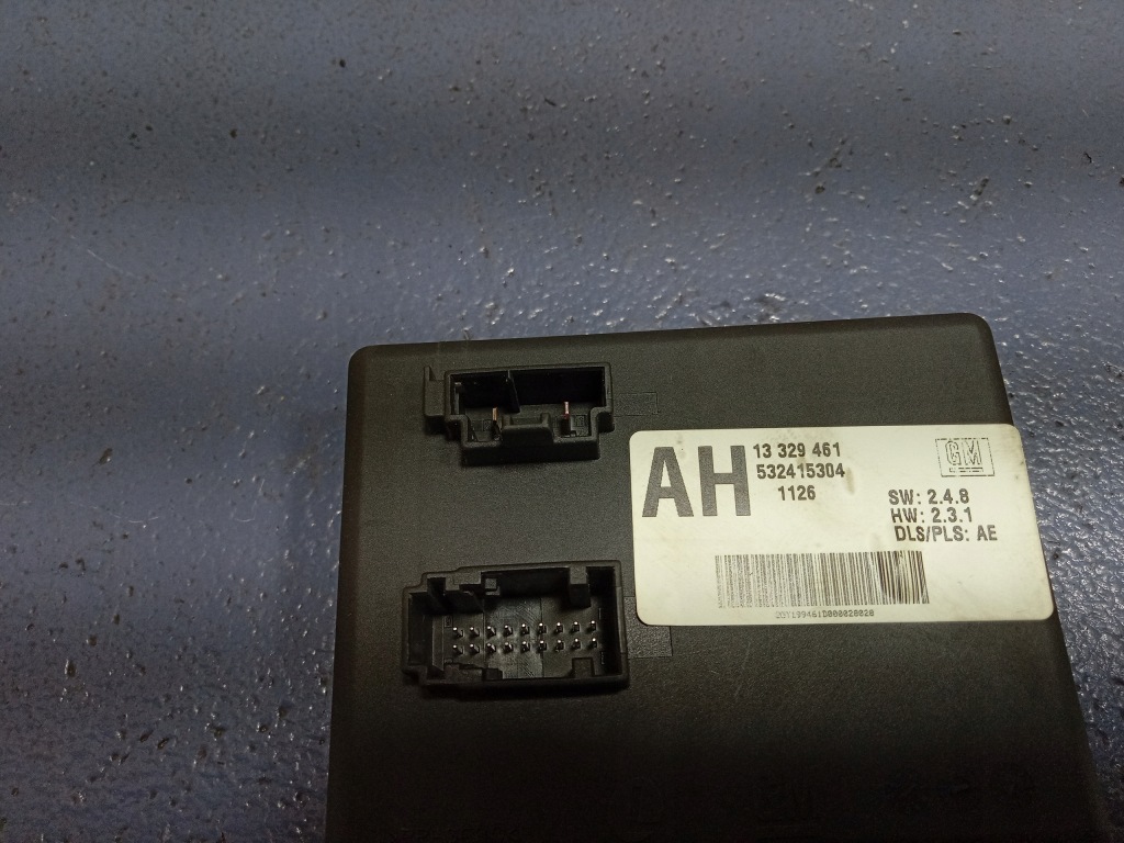 фото №3, Opel insignia a kombi модуль блок керування фаркоп 13329461