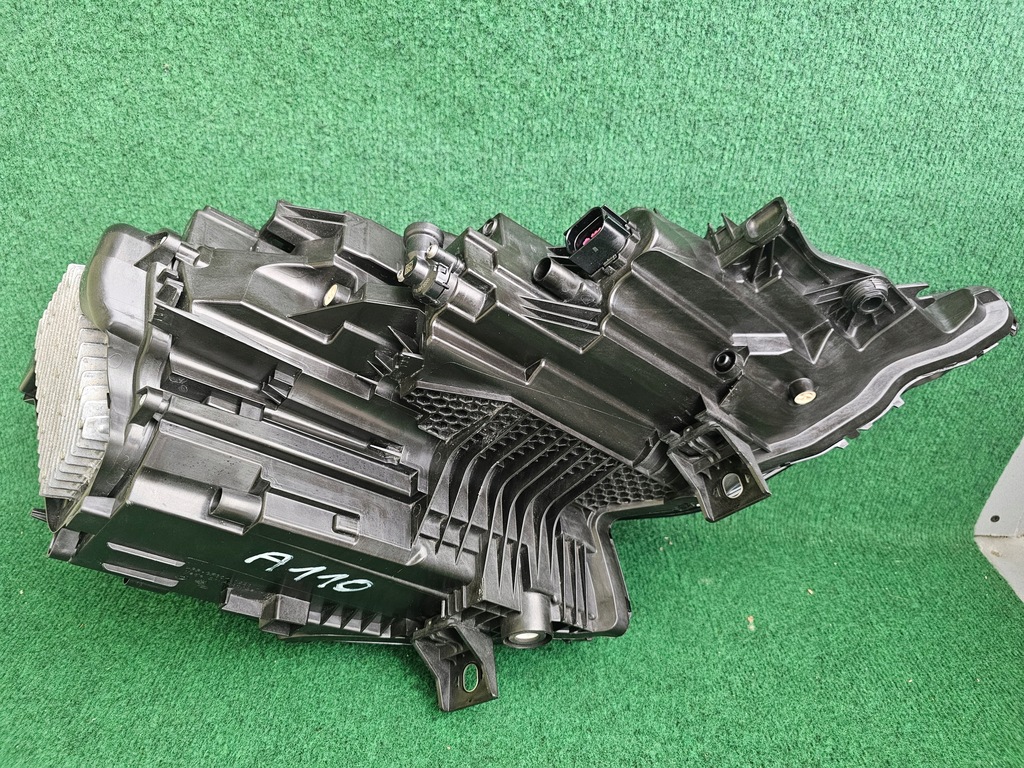 фото №11, Лампа audi q8 sq8 lift 4m 4m8941085 laser перед левая ładna europa