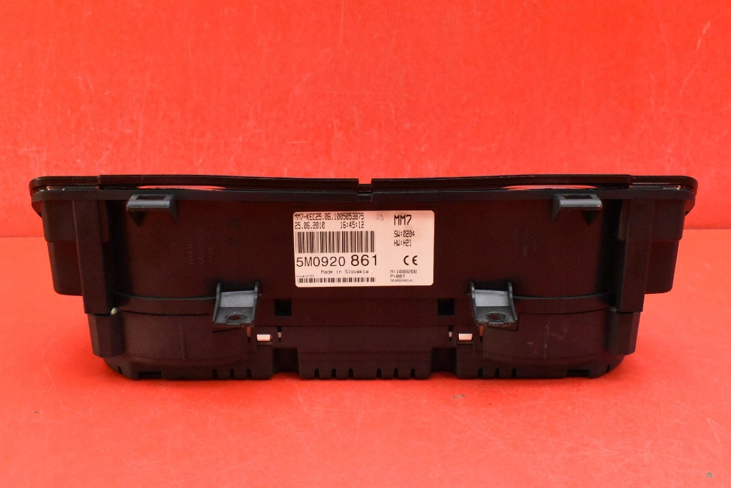 фото №7, Счетчик приборы eu 5m0920861 vw golf 6 vi plus 1.2 tsi 105 km 08-15