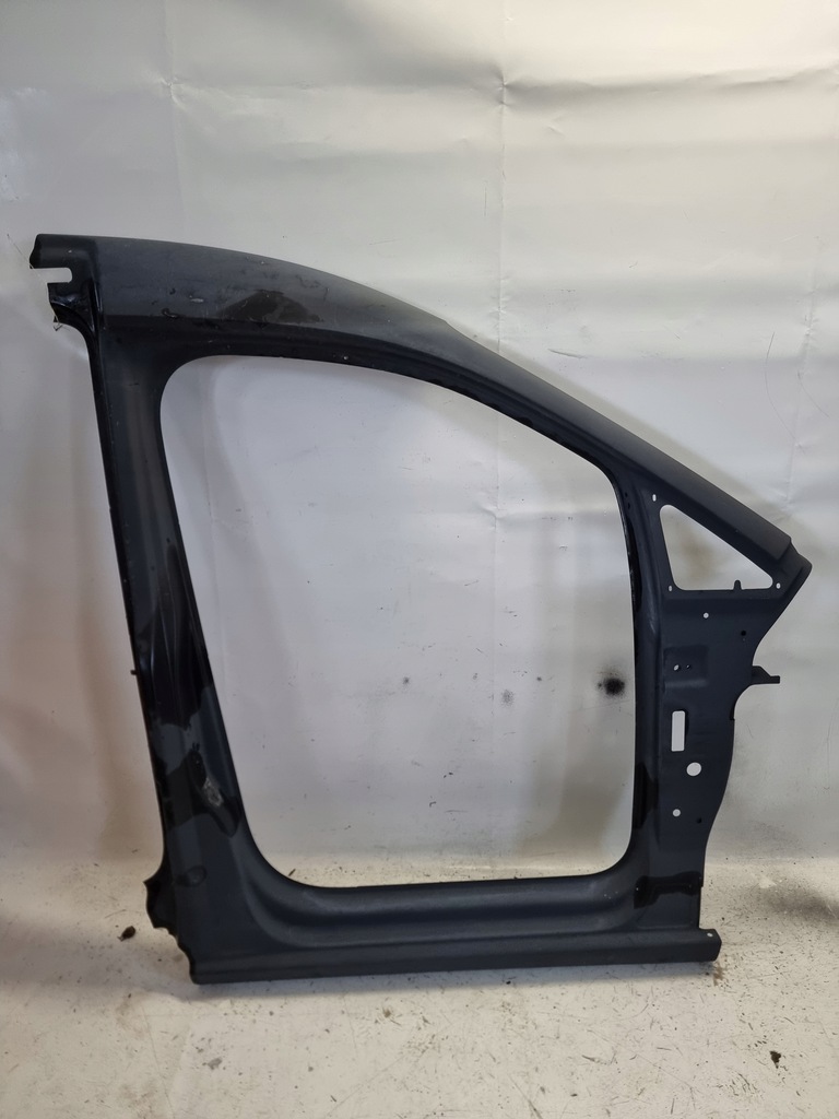 фото №1, Vw caddy 2k5 блок двигуна поріг обшивка