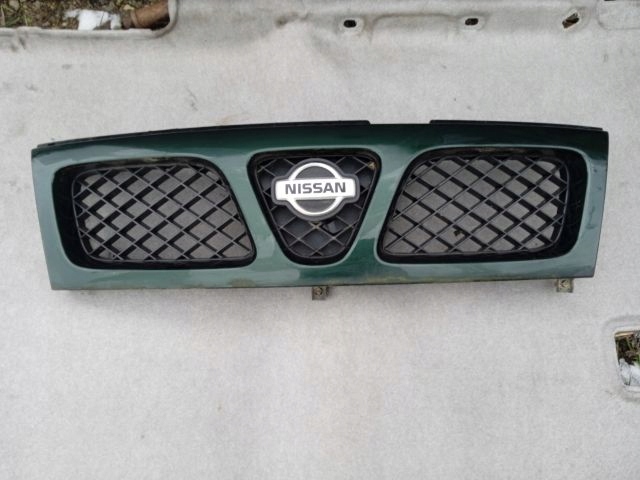 фото №1, Nissan terrano ii решётка радиатора бампера решётка радиатора передний перед oryg.