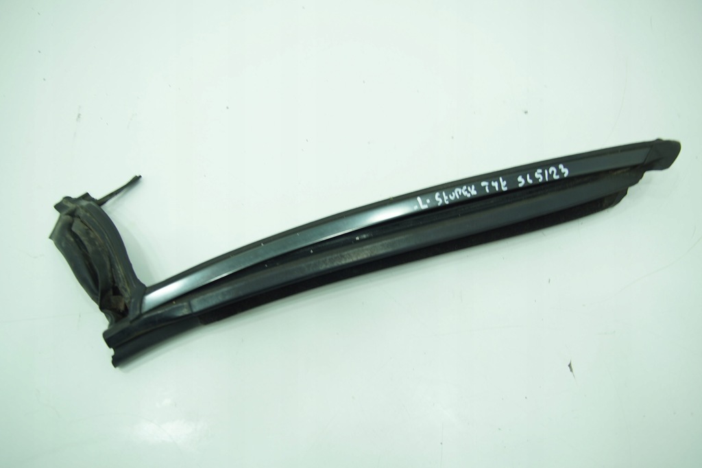 фото №1, Прокладка стойка крыша левая a2307900798 mercedes sl r230 02