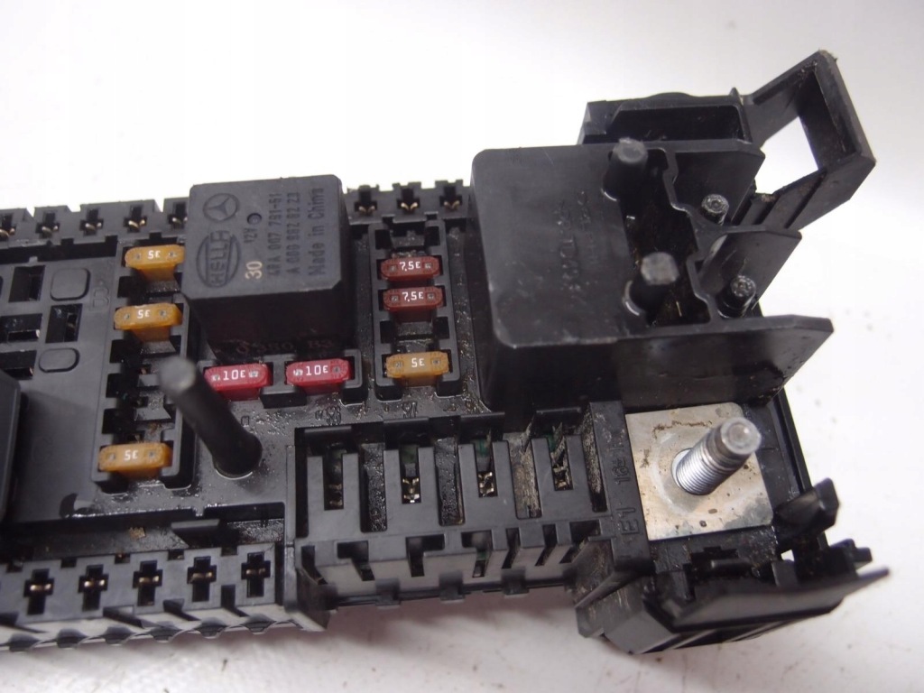 фото №4, Коробка предохранителей mercedes v-klasa