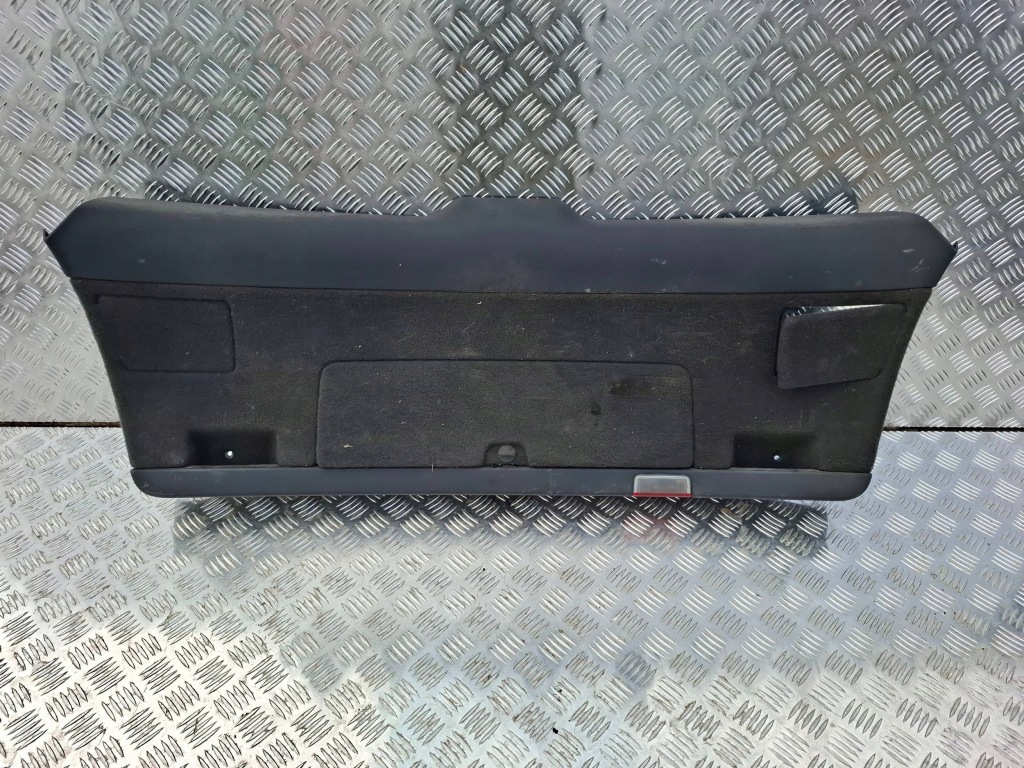Купити Оббивка кришки багажника 8e9867979b audi a4 b7 b6 combi 2000-2007