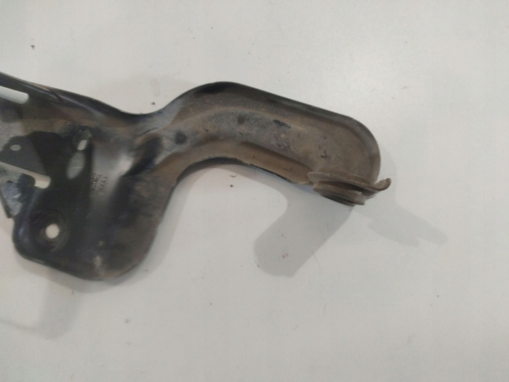 Кронштейн трубы интеркулер перед audi a6 s6 c6 4f 4f0145814c в Украине