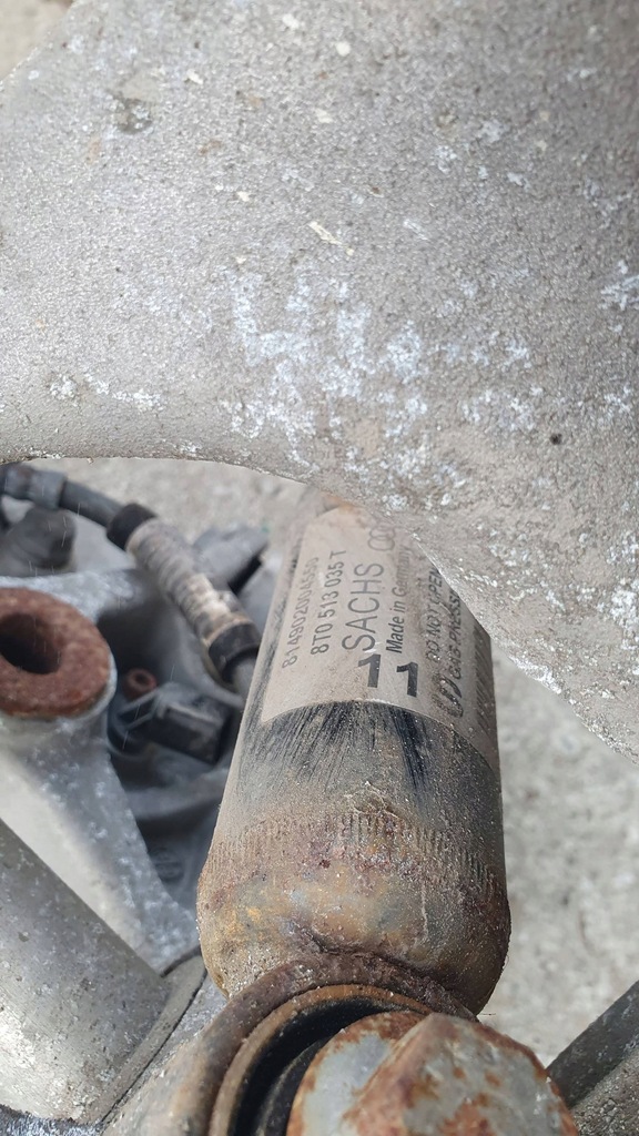 фото №8, Audi a4 b8 8k 8k0505432ap правая поворотный кулак задняя задняя рычаги