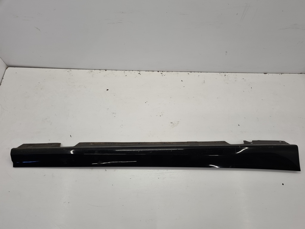 фото №1, Bmw 3 e90 молдинг порог правая 668