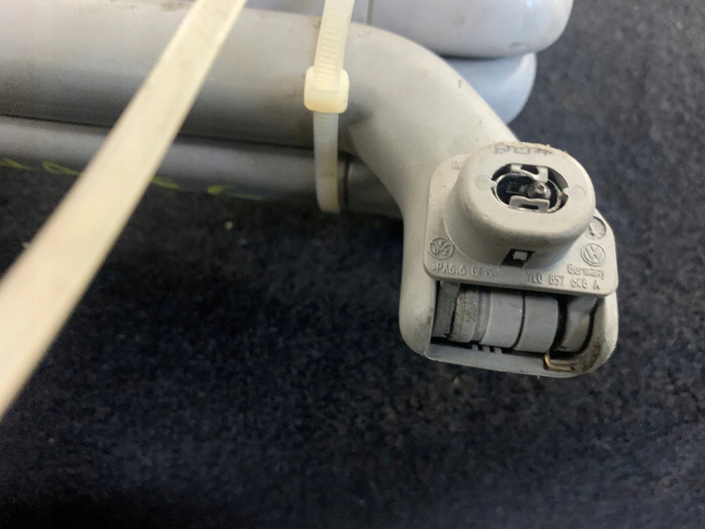 фото №4, Vw touareg i крепления потолочный ручки комплект