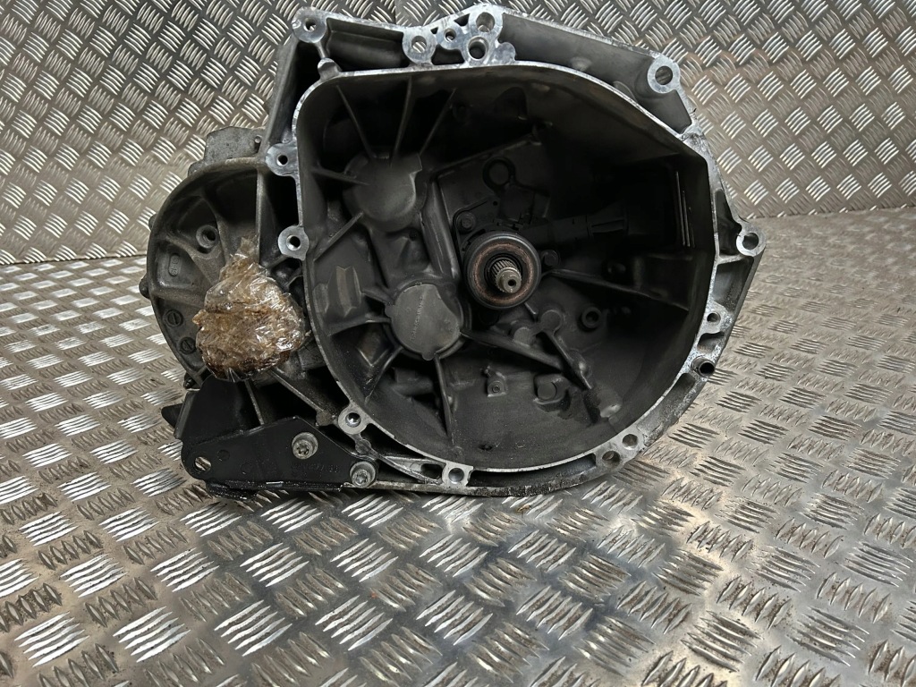 фото №8, Peugeot 5008 ii 2017 механическая 6-ступенчатая коробка передач передач